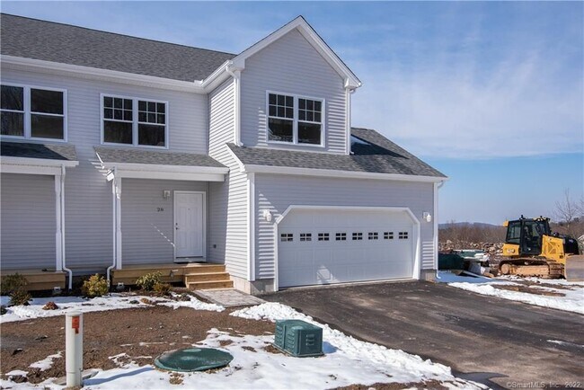 28 Woodside Dr in Tolland, CT - Building Photo - Building Photo