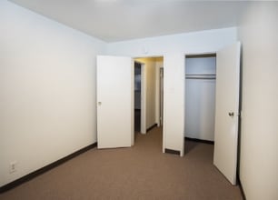 510 E Pittsburgh McKeesport Blvd in North Versailles, PA - Foto de edificio - Building Photo