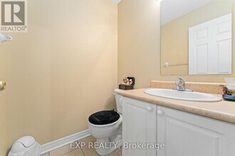 118 Finn Ct in Ottawa, ON - Building Photo - Building Photo