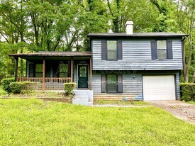 5165 Fairforest Dr in Stone Mountain, GA - Building Photo