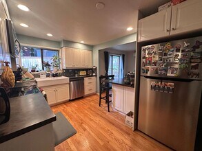 2535 NE 95th St in Seattle, WA - Building Photo - Building Photo