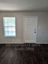 12821 Doorbell in Manor, TX - Building Photo - Building Photo