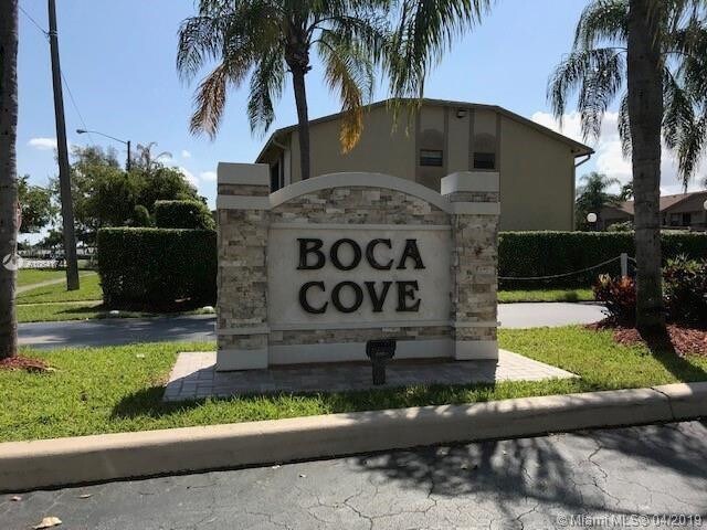 9466 Boca Cove Cir in Boca Raton, FL - Foto de edificio