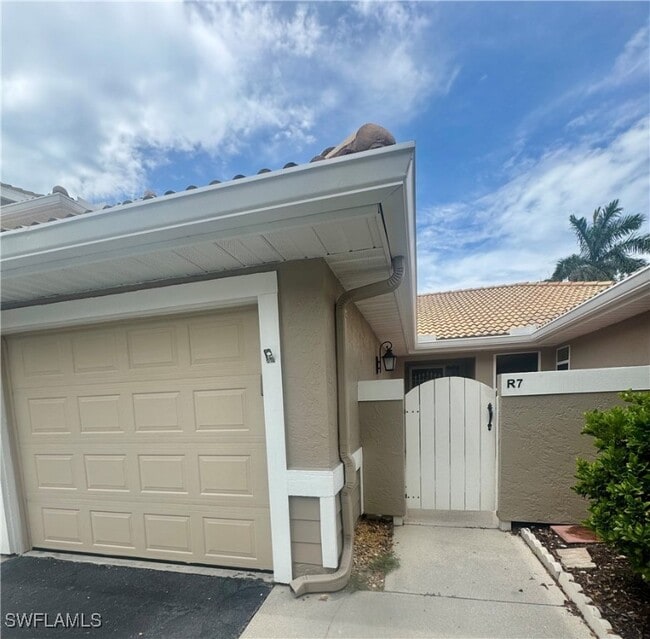 property at 351 Emerald Bay Cir