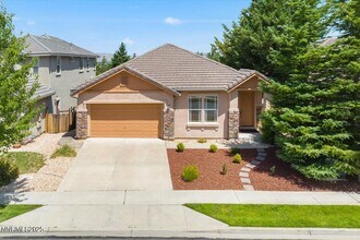 2720 Albazano Dr in Sparks, NV - Building Photo - Building Photo