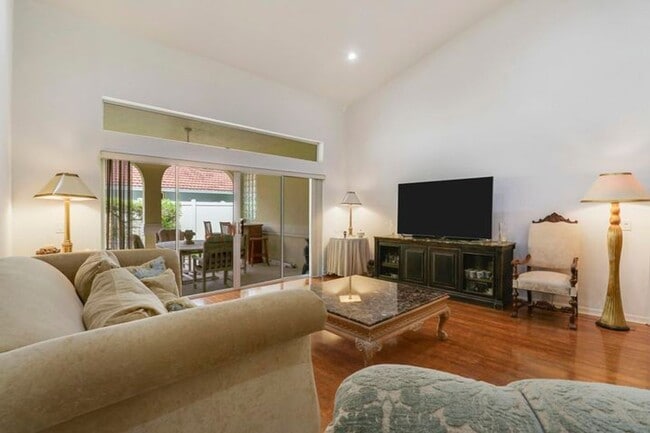 18951 Painted Leaf Ct in Jupiter, FL - Building Photo - Building Photo