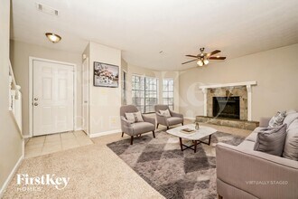 5369 Biffle Ln in Stone Mountain, GA - Building Photo - Building Photo