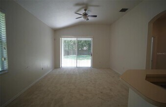 1112 Nashville Dr in Wesley Chapel, FL - Building Photo - Building Photo
