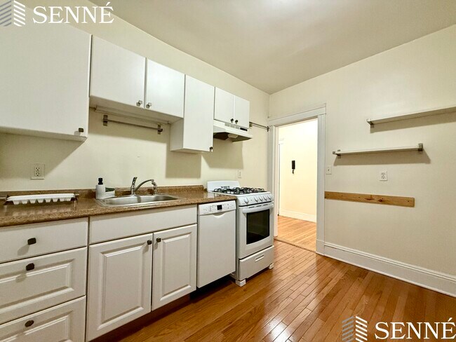 1709 Cambridge St, Unit 3