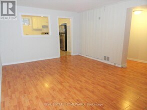 30 Baybrook Crescent in Toronto, ON - Building Photo - Building Photo