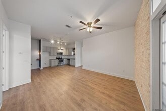 255 E Boyd Dr, Unit 110 in Baton Rouge, LA - Building Photo - Building Photo