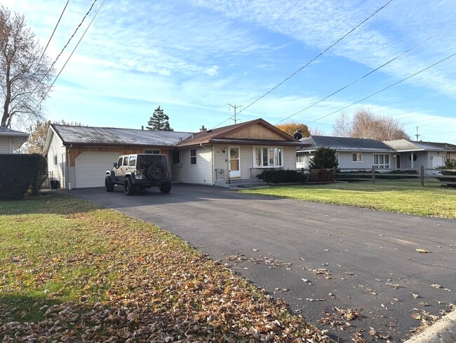 property at 3133 21st Pl