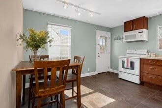 9425 Brenda Ave in Affton, MO - Building Photo - Building Photo