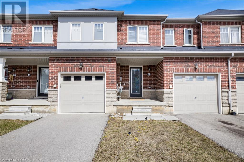 4 Longboat Run W in Brantford, ON - Building Photo