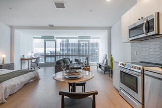 The Gemma in Los Angeles, CA - Foto de edificio - Building Photo