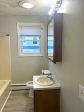 175-177 Kilvert St in Warwick, RI - Building Photo - Building Photo