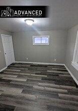 661 S 60th St in Milwaukee, WI - Building Photo - Building Photo