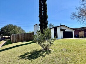 7203 Addicks Clodine Rd in Houston, TX - Building Photo - Building Photo