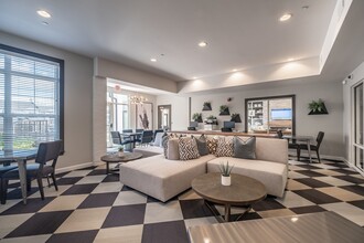 Abberly CenterPointe Apartment Homes in Midlothian, VA - Foto de edificio - Building Photo