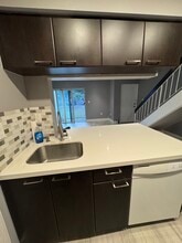 17515 NW 67th Ct, Unit G 22 in Hialeah, FL - Building Photo - Building Photo