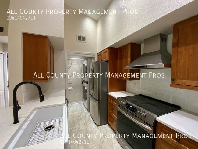 4156 Central Sarasota Pkwy in Sarasota, FL - Building Photo - Building Photo