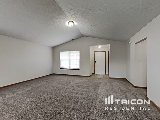 1372 Evergreen Dr in Greenfield, IN - Building Photo - Building Photo