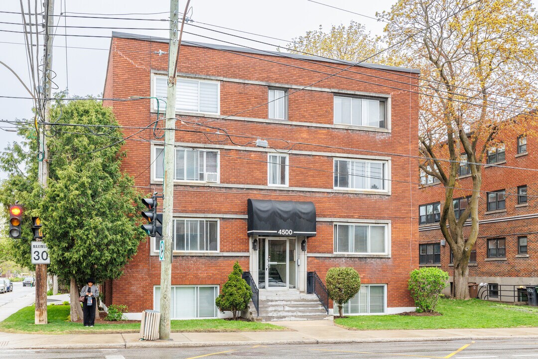4500 Grand Blvd in Montréal, QC - Building Photo