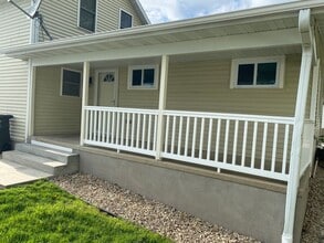 133 Fifth St in Stoughton, WI - Building Photo - Building Photo