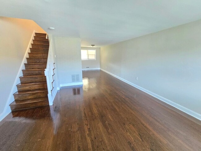 4733 Homesdale Ave in Baltimore, MD - Foto de edificio - Building Photo