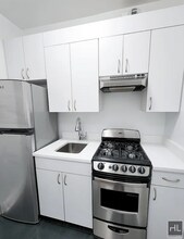 LEXINGTON AVENUE, Unit 43 in New York, NY - Building Photo - Building Photo