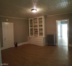 19 Varney St in Lowell, MA - Building Photo - Building Photo