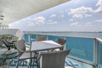 700 NE 25th St, Unit 1604 in Miami, FL - Building Photo - Building Photo