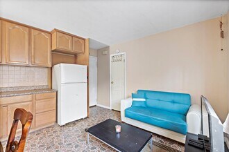 1400 5th St in North Bergen, NJ - Building Photo - Building Photo