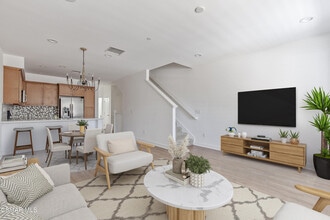 89 Jensen Ct in Thousand Oaks, CA - Building Photo - Building Photo