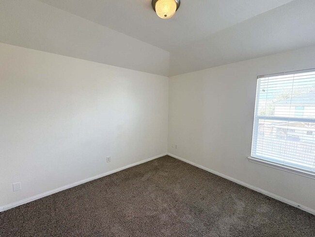 1007 Doubletree Glen Dr