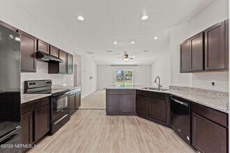 12474 Camden Rd in Jacksonville, FL - Building Photo - Building Photo