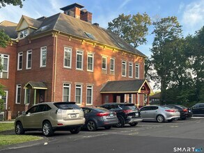 58 Woodley Ct in Meriden, CT - Building Photo - Building Photo