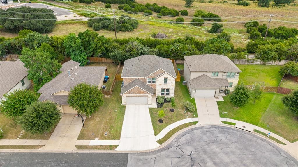 301 Quarry Rock Cove in Liberty Hill, TX - Building Photo