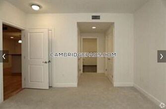 7 Cameron Ave, Unit 206 in Cambridge, MA - Building Photo - Building Photo