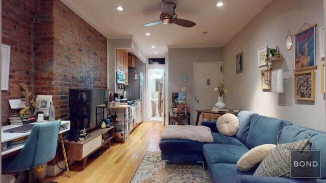 44 Avenue B