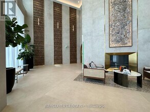 1000-1000 Portage Pkwy in Vaughan, ON - Building Photo - Building Photo