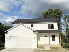 4507 60th St in Urbandale, IA - Building Photo