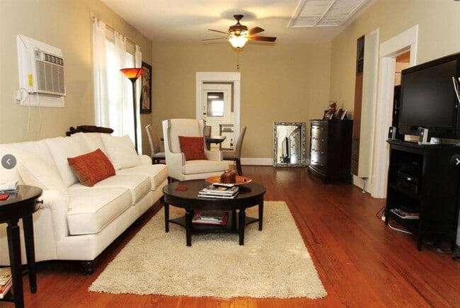 property at 1132 Columbia St