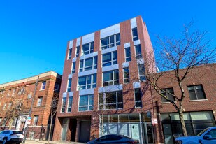 4027 N Broadway in Chicago, IL - Building Photo