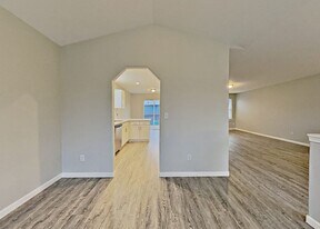 Vintage Y Condominiums in Tacoma, WA - Building Photo