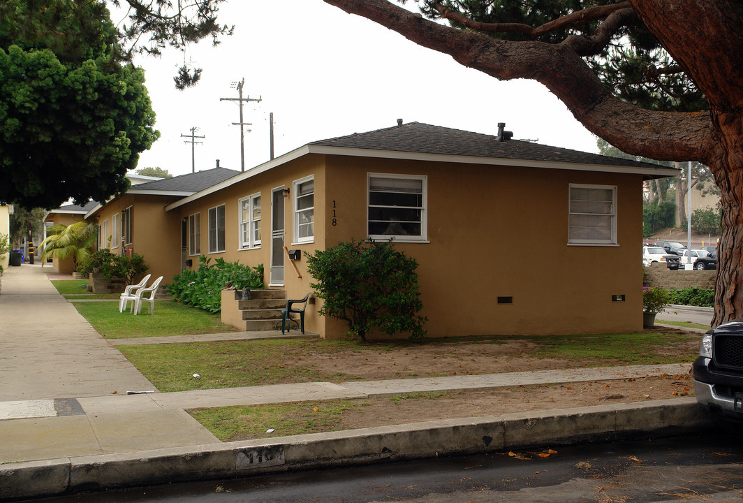 118 Whiting St in El Segundo, CA - Building Photo