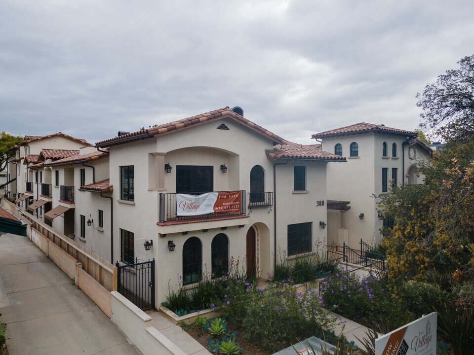 388 S Los Robles Ave in Pasadena, CA - Building Photo
