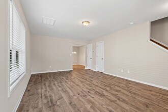 66 Longleaf Pine St in Clayton, NC - Building Photo - Building Photo