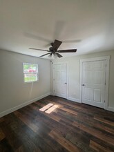 136 Crestview Dr in Brandenburg, KY - Building Photo - Building Photo