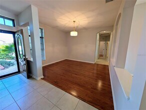 5303 Moon Shell Dr in Apollo Beach, FL - Building Photo - Building Photo